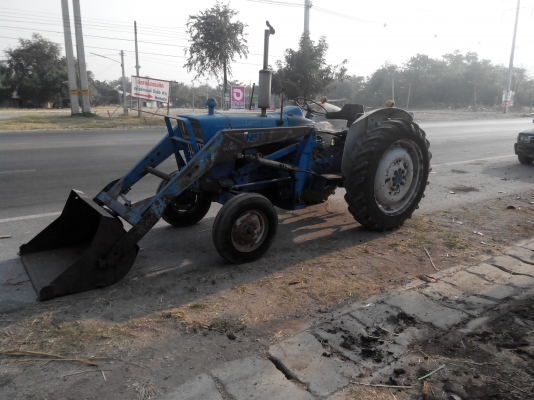 ขาย ford 4000 ขาย ford 4000