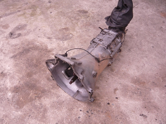 ขายเกียร์ธรรมดา 5 สปีดใส่กระบะมาสด้าแฟมิเลีย