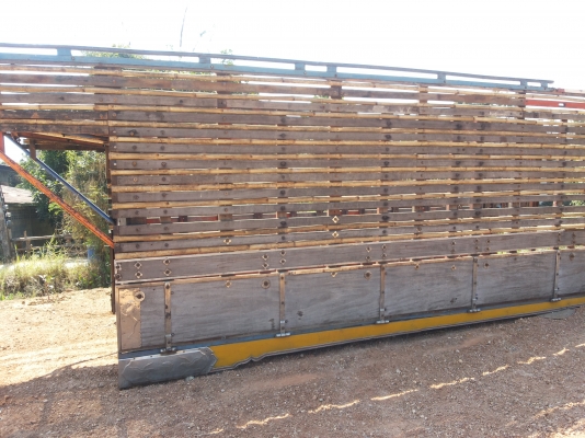 ขายถูกกระบะไม้วิ่งอ้อย ขายถูกกระบะไม้วิ่งอ้อย