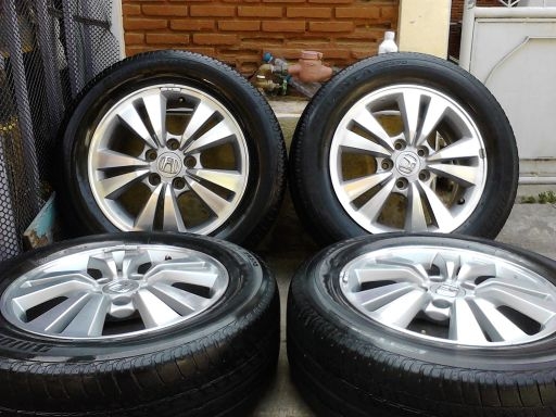 Honda Accord G8ขอบ 16-5-114.3 กว้าง 6.5 ออฟ50 พร้อมยางบริดสโตน