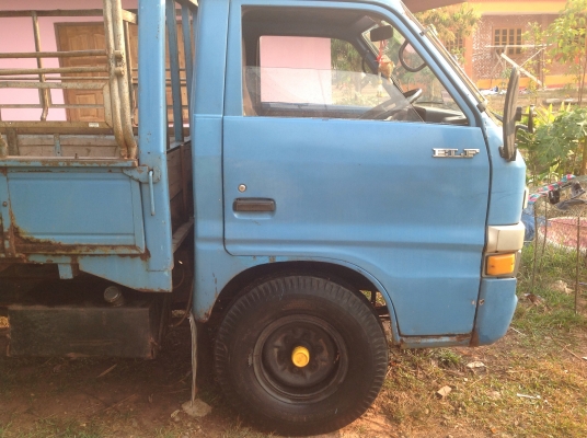 ISUZU. TLDเครื่อง4JB1เครื่อง88แรงม้า4ล้อกลาง ISUZU. TLDเครื่อง4JB1เครื่อง88แรงม้า4ล้อกลาง