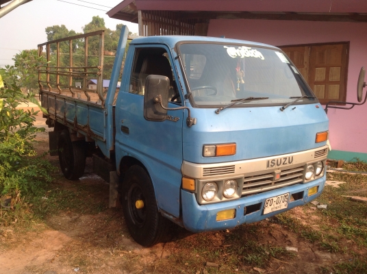 ISUZU. TLDเครื่อง4JB1เครื่อง88แรงม้า4ล้อกลาง