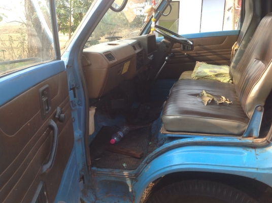 ISUZU. TLDเครื่อง4JB1เครื่อง88แรงม้า4ล้อกลาง ISUZU. TLDเครื่อง4JB1เครื่อง88แรงม้า4ล้อกลาง