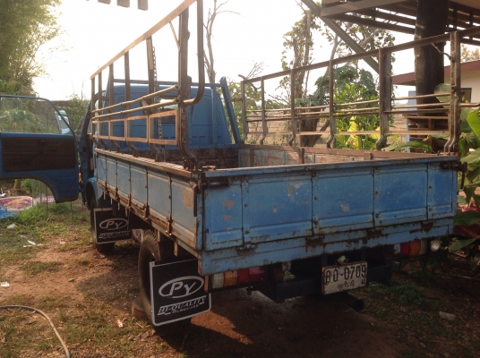 ISUZU. TLDเครื่อง4JB1เครื่อง88แรงม้า4ล้อกลาง ISUZU. TLDเครื่อง4JB1เครื่อง88แรงม้า4ล้อกลาง