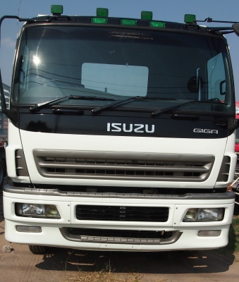 หัวลาก Isuzu GIGA 360 แรง ยางใหม่ 10 เส้น