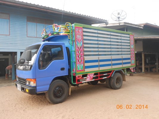 ขาย6ล้อ ดั๊มพ์เกษตร รถห้างแท้ กระบะเนียม เครื่อง 4HF1 120 แรง เสื้อเพลา Fหน้า-หลัง ยางเรเดียน 6 เส้น กระบะยาว 4.40 ม. กว้าง 2.22 ม.