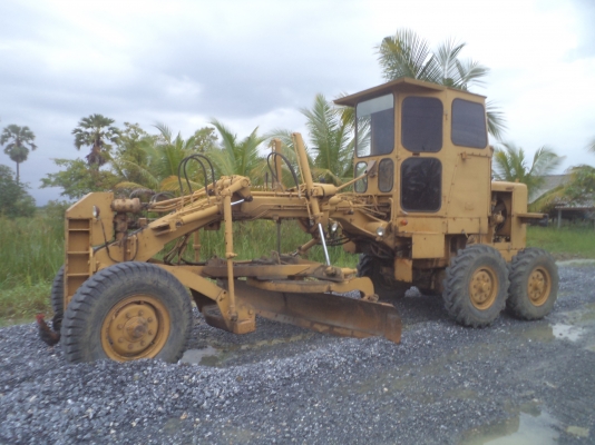 ขายรถเกรดรุ่น KOMATSU GD 31 ขายรถเกรดรุ่น KOMATSU GD 31
