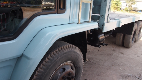 พื้นเรียบ Isuzu Rocky 175 แรง พื้นเรียบ Isuzu Rocky 175 แรง