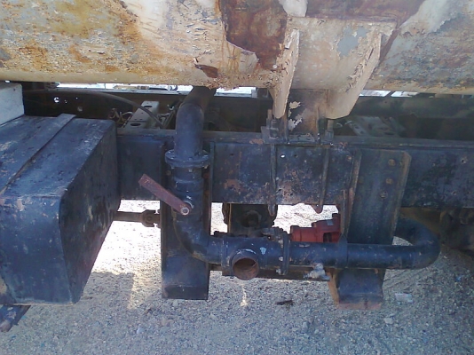 รถสิบล้อ บรรทุกน้ำ MITSUBICHI FN225K สิบล้อแบบสองเพลา