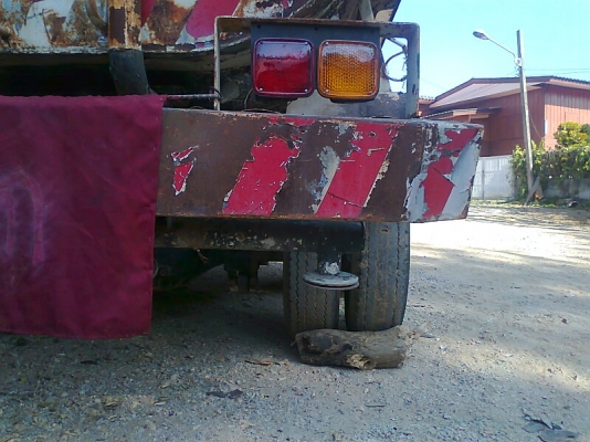 รถสิบล้อ บรรทุกน้ำ MITSUBICHI FN225K สิบล้อแบบสองเพลา