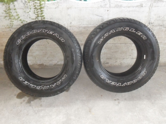 ยาง GoodYear 245/70R16 ปี08 สวยๆ 1 คู่ ราคา 1400 บาท