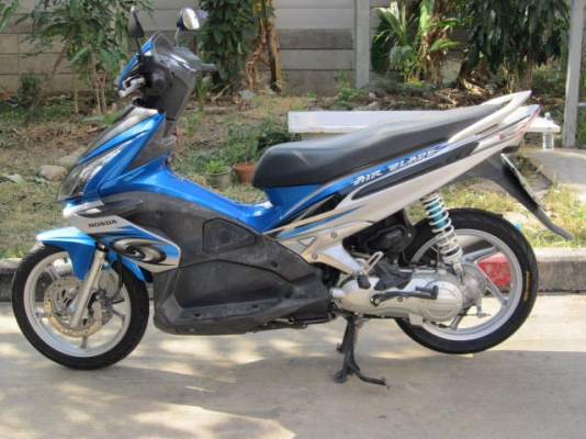 airblade ปี 50 ล้อแม็ค เครื่องเดิม แน่นๆ ชุดสีสด เอกสารครบ ราคาเบาๆ