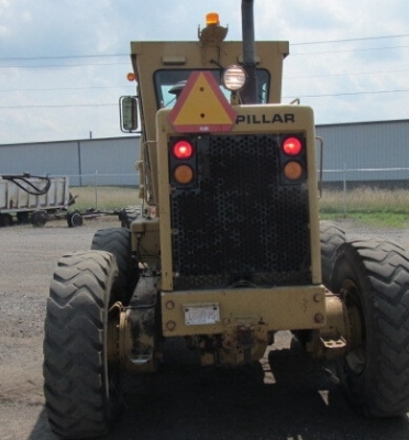 รถเกรด Caterpillar 140G #72V08661 รอนำเข้าไทยค่ะ