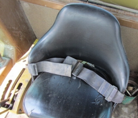 รถเกรด Caterpillar 140G #72V08661 รอนำเข้าไทยค่ะ