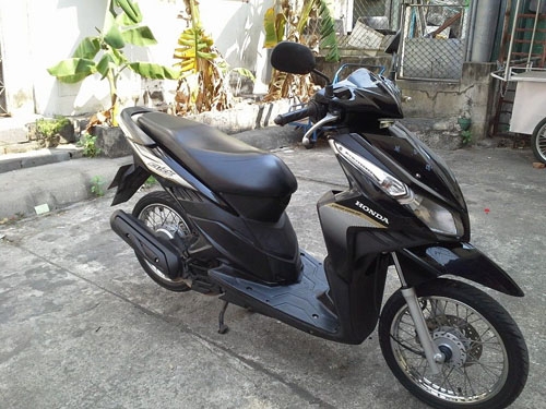 Click i ปี 53 รถสวย ชุดสีสด ราคากันเอง ทดลองขับได้ทุกวัน ไม่ซื้อไม่ว่ากันจ้า