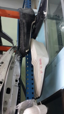 ขายสเกิร์ต หน้า honda civic FD (ใหม่แท้)