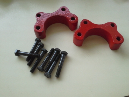 ขายก้อนรองปีกนกบนยก2นิ้วโตโยต้าไทเกอร์4&times;4