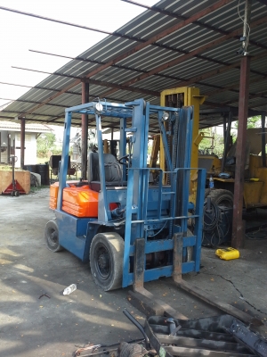 ขาย TOYOTA รุ่น5 น้ำหนัก2 ตัน