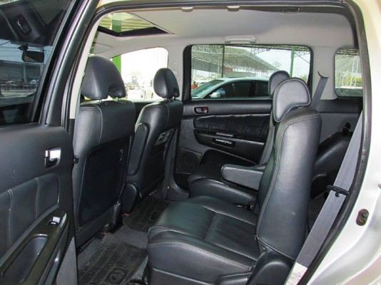 TOYOTA WISH 2.0  Limited AT ปี 2004