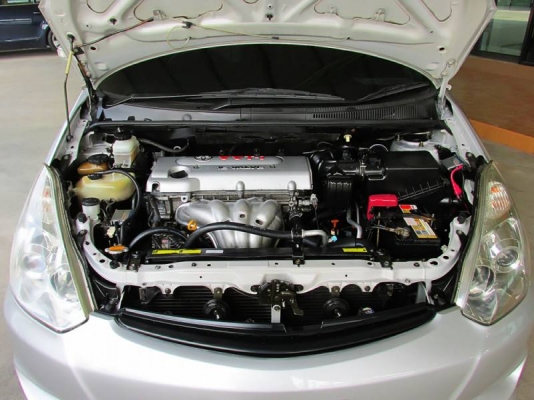 TOYOTA WISH 2.0  Limited AT ปี 2004