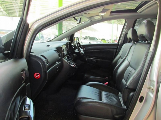 TOYOTA WISH 2.0  Limited AT ปี 2004