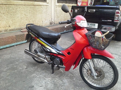 wave 100 ปี 47 สีแดง รถบ้าน เครื่องเดิมๆ แน่นๆ ราคาเบาๆ