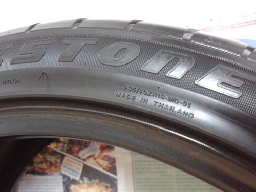 ยาง,235/40R18 DEESTONE R701 สภาพเต็มปี11แก่ๆคู่นึง