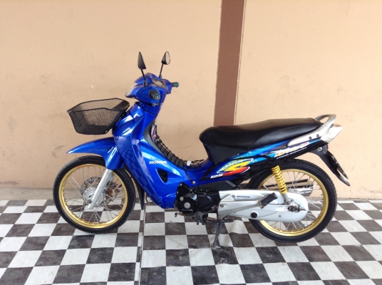 ขาย!!!เวฟ125s กุญแจใหญ่ ปี47 รถเครื่องดีคับ มีเล่มทะเบียนครบ ภาษีไม่หมด