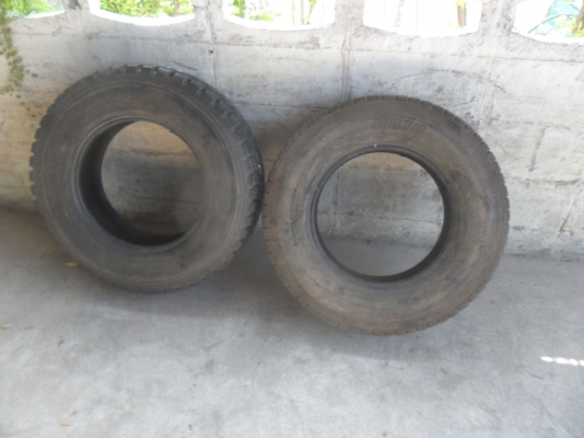 ยาง ขอบ 16 เลเดียล บรรทุก เบอ ตามรูป มี 1 คู่ ราคา 1400 บาท