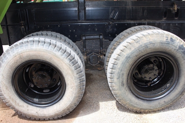 ขายรถบรรทุกสิบล้อดั๊มพ์ NISSAN UD EURO2 เครื่อง 320 แรง ปี 49 กระบะเหล็ก ขายรถบรรทุกสิบล้อดั๊มพ์ NISSAN UD EURO2 เครื่อง 320 แรง ปี 49 กระบะเหล็ก