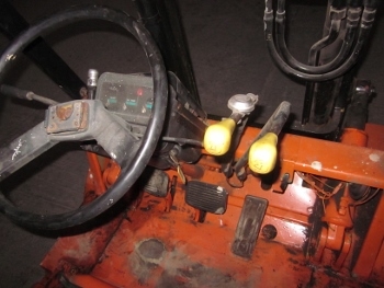 ขาย - รถยก โฟล์ทลิฟท์ MITSUBISHI: FD 25 เสา 3 ท่อน สูง 5 เมตร เครื่องยนต์ดีเซล สภาพพร้อมใช้งาน มือสองเก่าญี่ปุ่น แท้ครับ