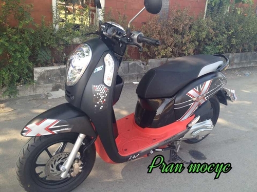 ขายHonda Scoopy I Club 12 สีดำเเดง ปี2013(รถ5เดือนค่ะ)