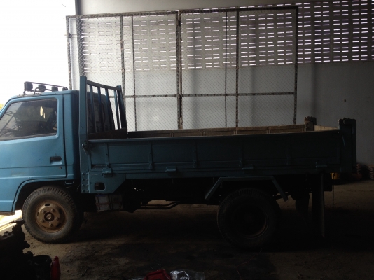 ขายรถ 6 ล้อดั้ม NKR