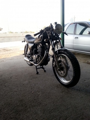ขาย SR 400 ปี 2002 ราคาถูก 49000 อินวอย เครื่ิงแน่นๆๆ คาเฟ่ พร้อมทริป ขาย SR 400 ปี 2002 ราคาถูก 49000 อินวอย เครื่ิงแน่นๆๆ คาเฟ่ พร้อมทริป
