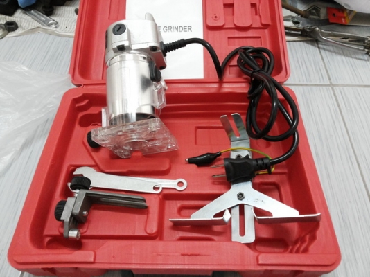 ขายTrimmer ราคา 750 บาทครับ ขายTrimmer ราคา 750 บาทครับ