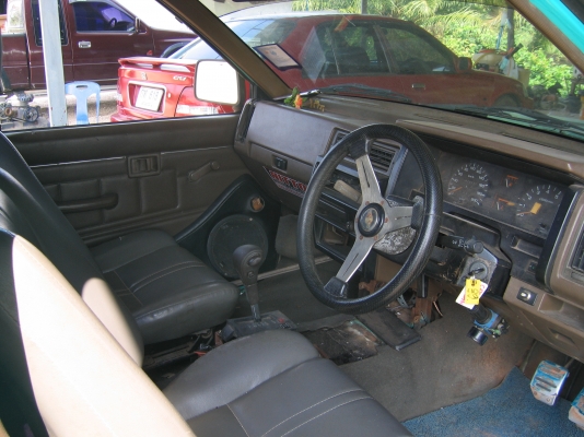 ขาย NISSAN BIG M ปี 93