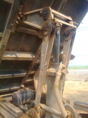 ขายรถหกล้อดั๊ม ฮีโน่FC2W 120เเรง ดั๊มสามมิตตร แอร์ เพาเวอร์ เกียร์สโลว์