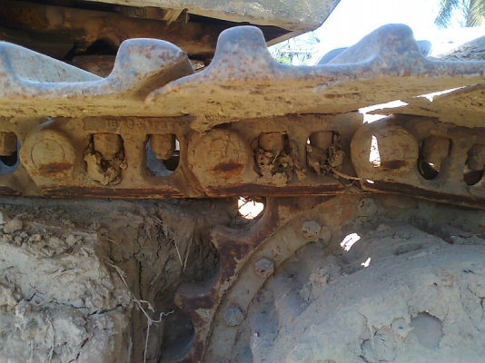 รถขุด KOMATSU PC200-3 รถสวยใช้งานดี แถมฟรีโซ่ใหม่ให้ฟรี อีก 1 เส้น !!!!!!! ตามรูปถ่ายที่แนบมา