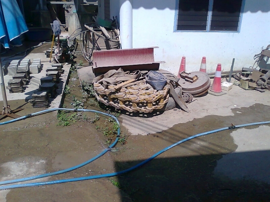 รถขุด KOMATSU PC200-3 รถสวยใช้งานดี แถมฟรีโซ่ใหม่ให้ฟรี อีก 1 เส้น !!!!!!! ตามรูปถ่ายที่แนบมา