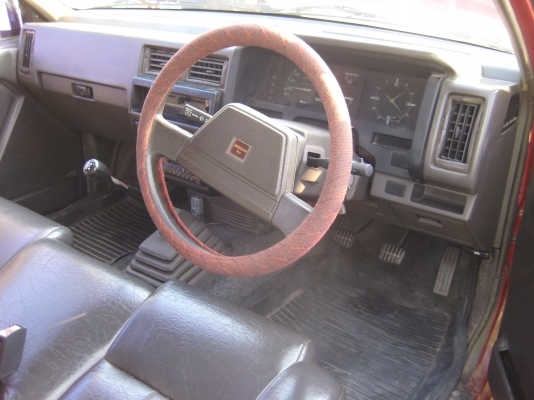 ขาย รถนิสัน ติดแก็ส 95,000 บาท