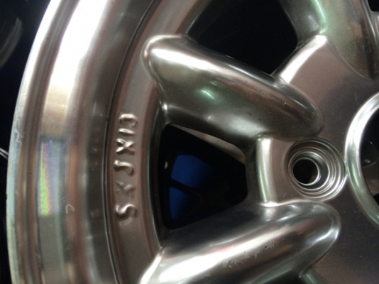 ล้อกล้วย 13x5 ของใหม่ 4รู114 1ชุด ล้อกล้วย 13x5 ของใหม่ 4รู114 1ชุด