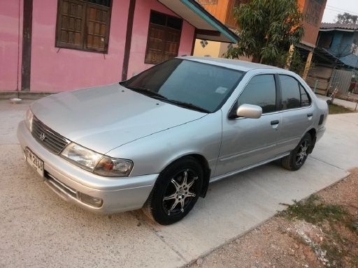 ขายถูก รถสวย เครื่องดี พร้อมใช้งาน ขับประหยัดติดแก็สLPG