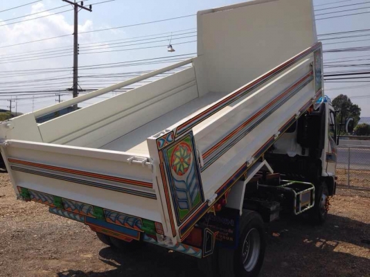 6 ล้อดั๊มพ์  150 แรง   6เกียร์  ปี 51