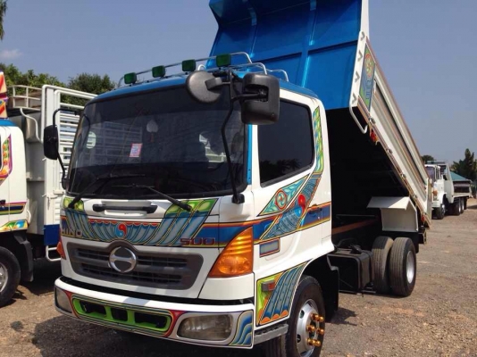 6 ล้อดั๊มพ์  150 แรง   6เกียร์  ปี 51