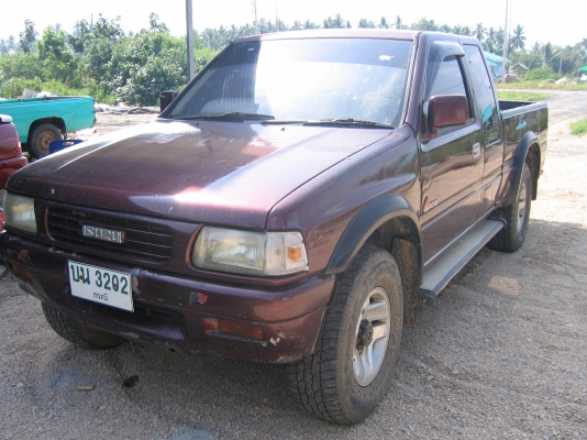 ขาย ISUZU RODEO 2.5 CAB 4WD ปี 2536 ขาย ISUZU RODEO 2.5 CAB 4WD ปี 2536