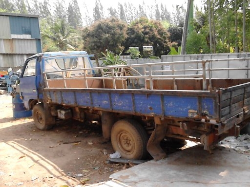 ขาย 4 ล้อ isuzu  เครื่อง 65 แรงม้ามีใบคุมเครื่อง พร้อมทะเบียน ราคา60000