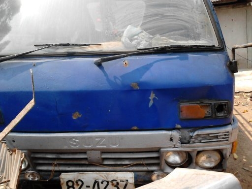 ขาย 4 ล้อ isuzu  เครื่อง 65 แรงม้ามีใบคุมเครื่อง พร้อมทะเบียน ราคา60000