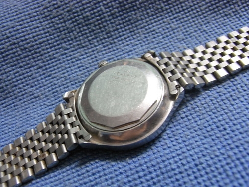 6ก.พ.((น้าเล็ก)) นำเสนอนาฬิกาข้อมือ 6ก.พ.((น้าเล็ก)) นำเสนอนาฬิกาข้อมือ