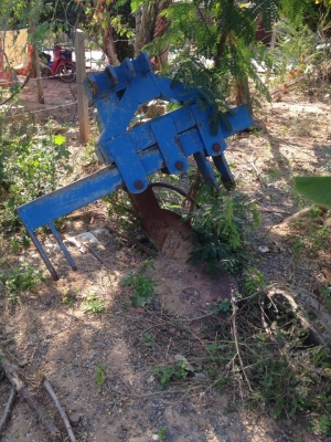 ขายรถไถฟอร์ด6600สภาพดี+อุปกรณ์ใบดันหน้า+ผาน6+ผาน4+ผานขุดมัน+เคื่องปลูกอ้อย ราคาต่อลองได้ครับ สนใจติดต่อ คุณทรงราช โทร 0878803645