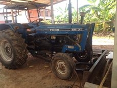ขายรถไถฟอร์ด6600สภาพดี+อุปกรณ์ใบดันหน้า+ผาน6+ผาน4+ผานขุดมัน+เคื่องปลูกอ้อย ราคาต่อลองได้ครับ สนใจติดต่อ คุณทรงราช โทร 0878803645